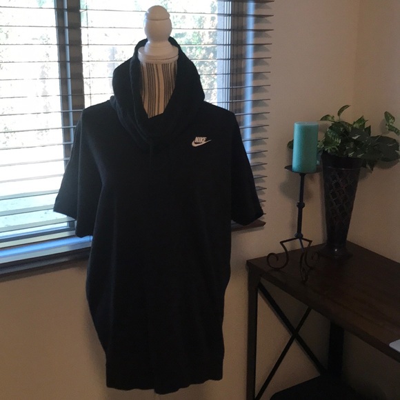 Ladies Nike Short Sleeve Sweatshirt Pullover - Picture 2 of 6